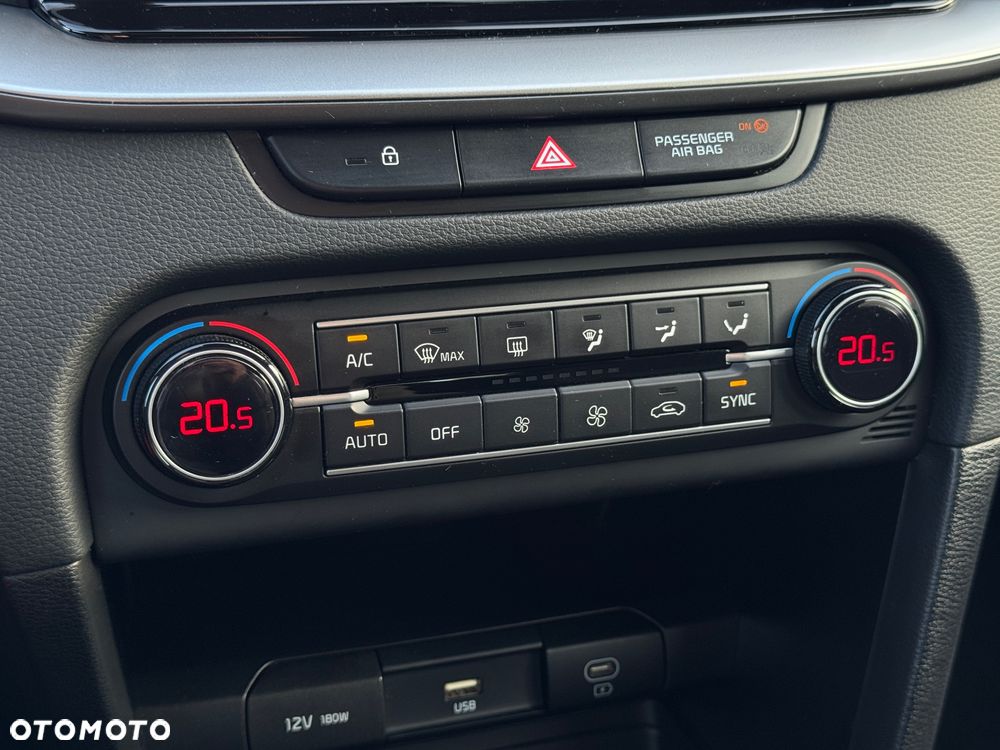 Kia XCeed 1.5 T-GDI M - 29