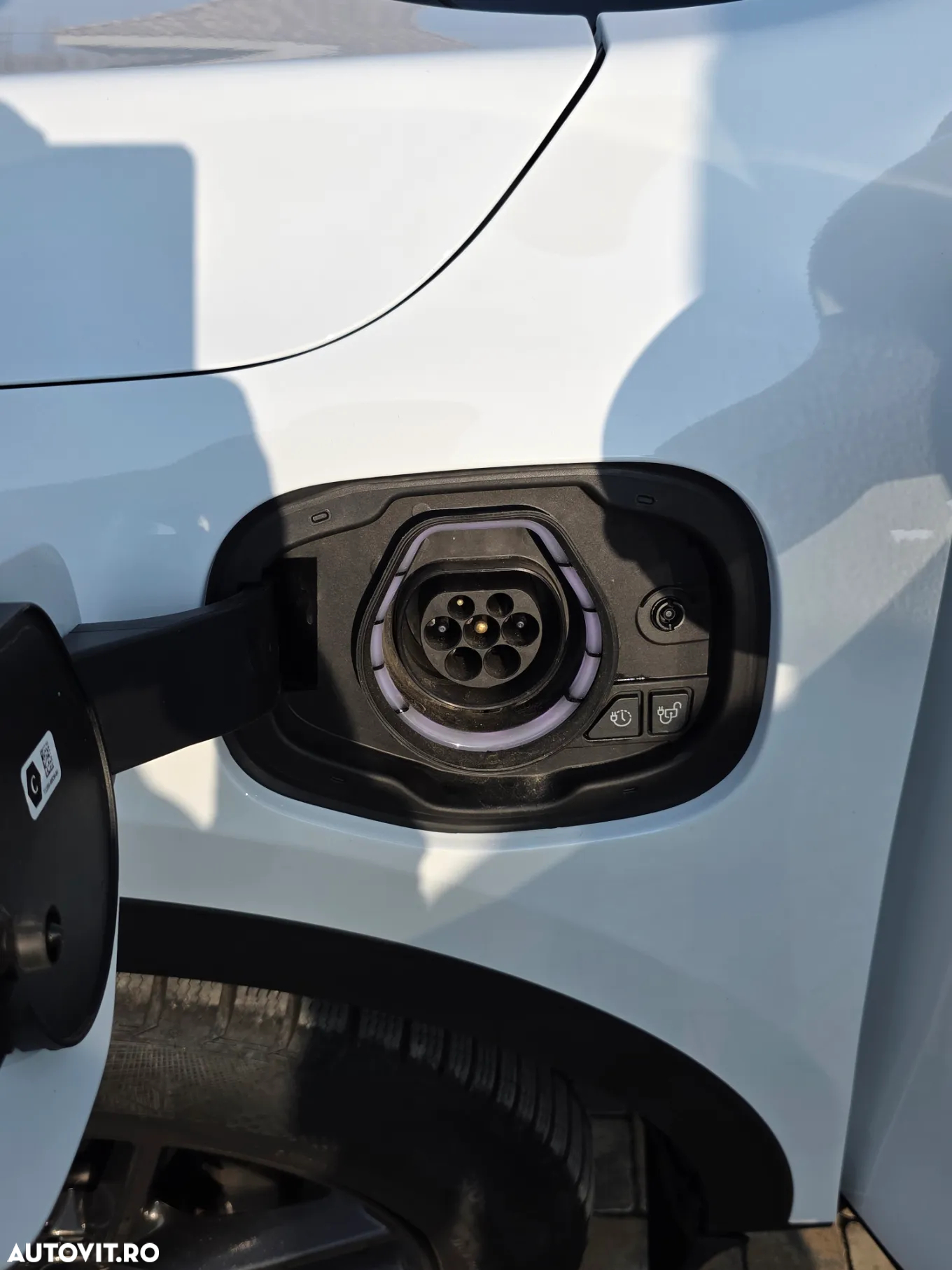 Ford Kuga - 9