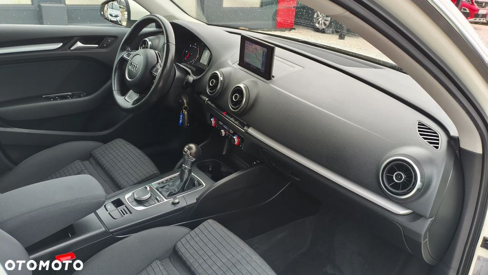 Audi A3 Sportback - 23