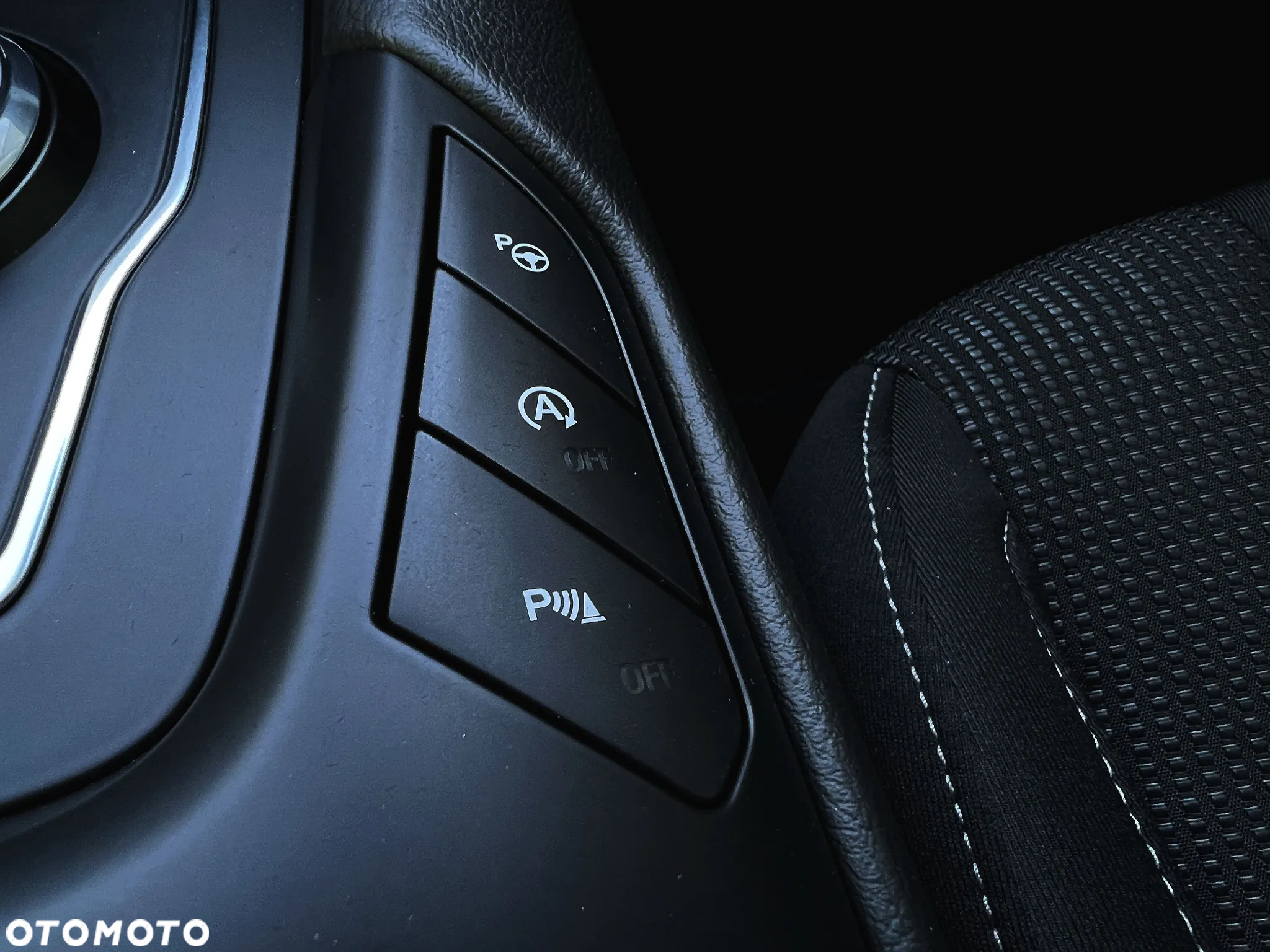 Ford Mondeo - 32