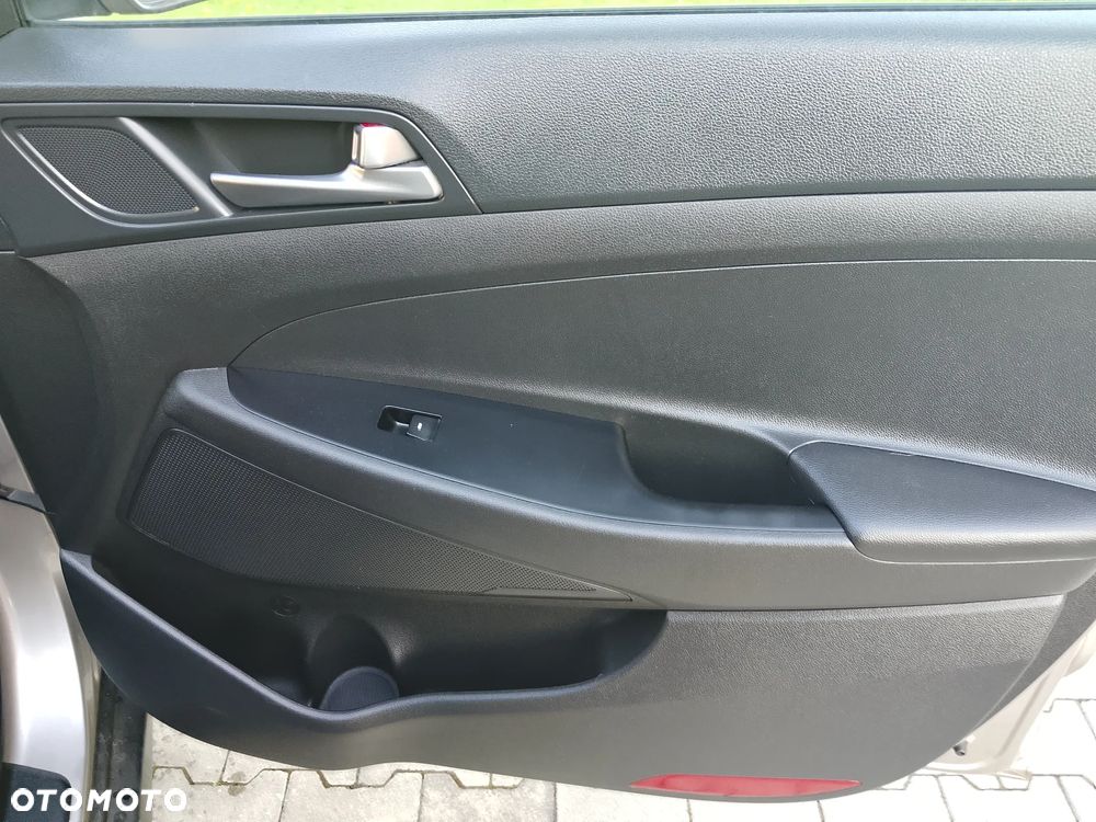 Hyundai Tucson blue 1.7 CRDi 2WD Advantage - 20