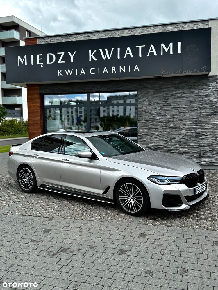 BMW Seria 5 530i M Sport sport - 4