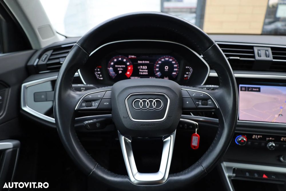 Audi Q3 35 TFSI S tronic - 10