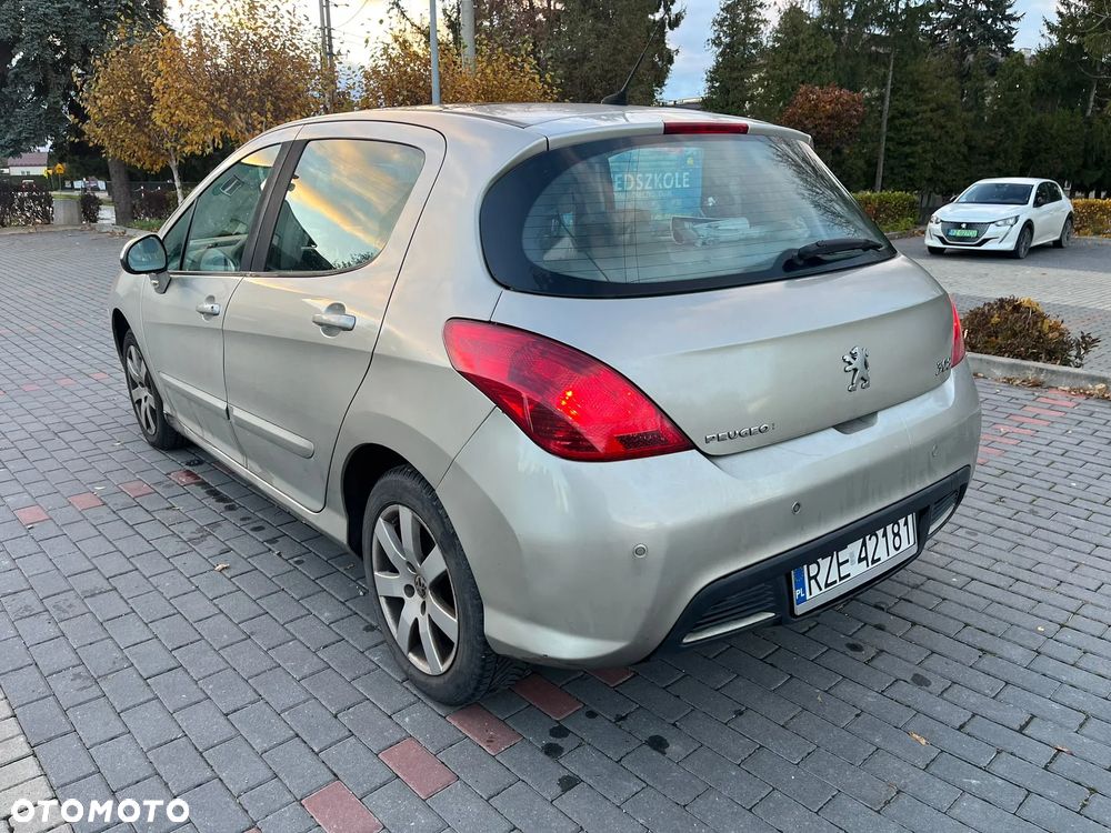 Peugeot 308 2.0 HDi Premium - 4
