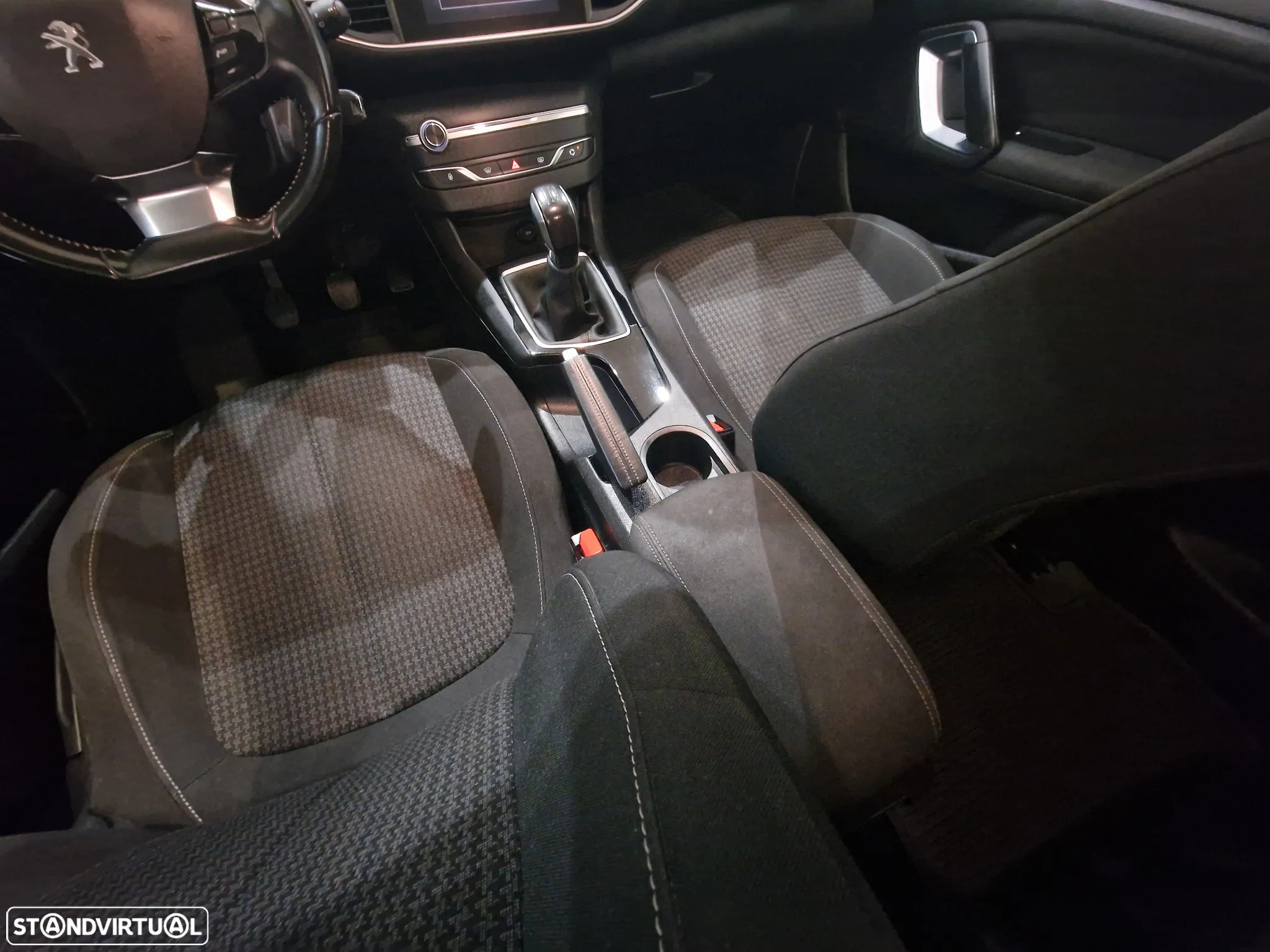 Peugeot 308 SW BlueHDi 100 Stop & Start Business-Line - 35
