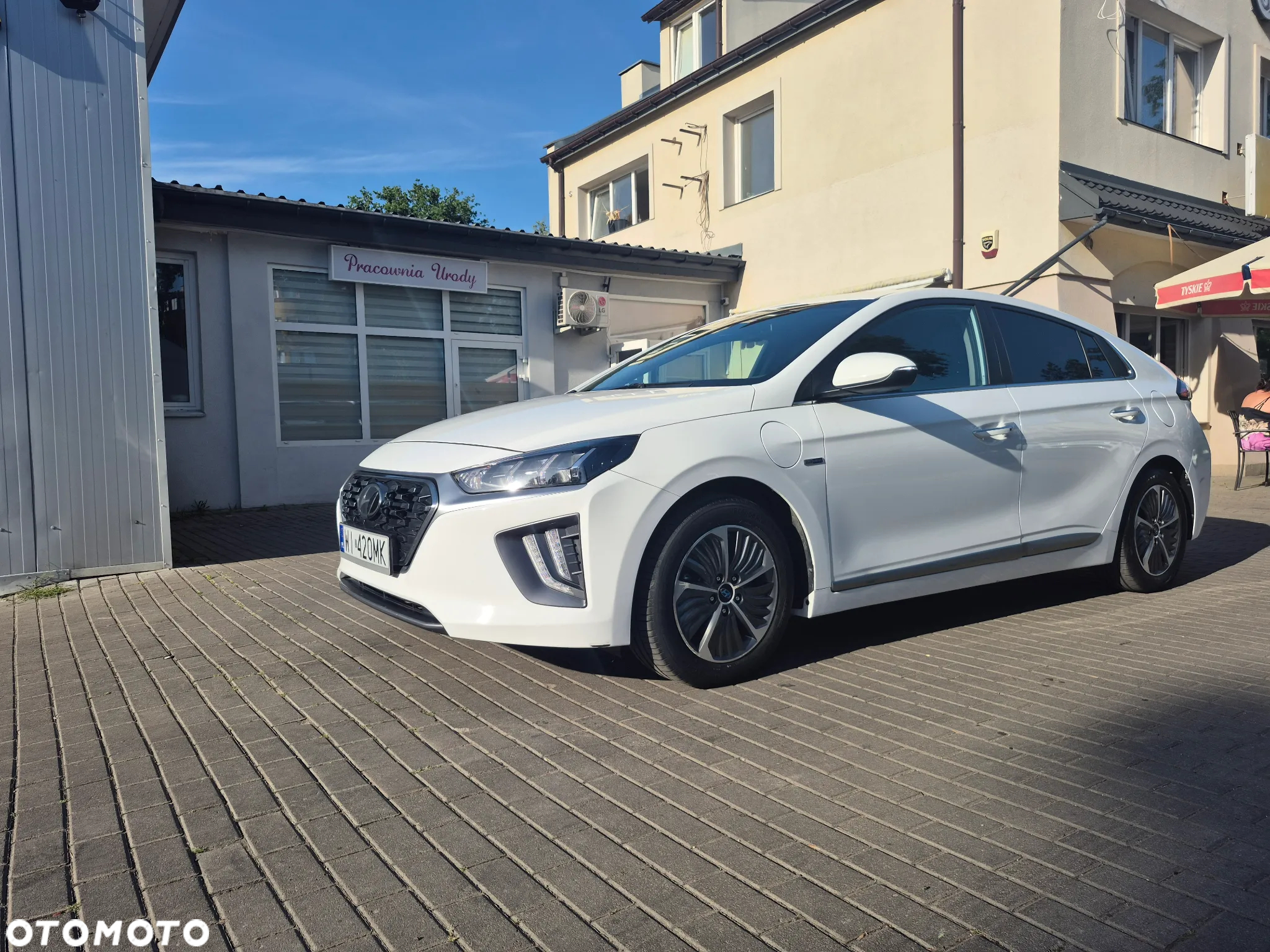 Hyundai IONIQ Hybrid 1.6 GDI Premium - 3