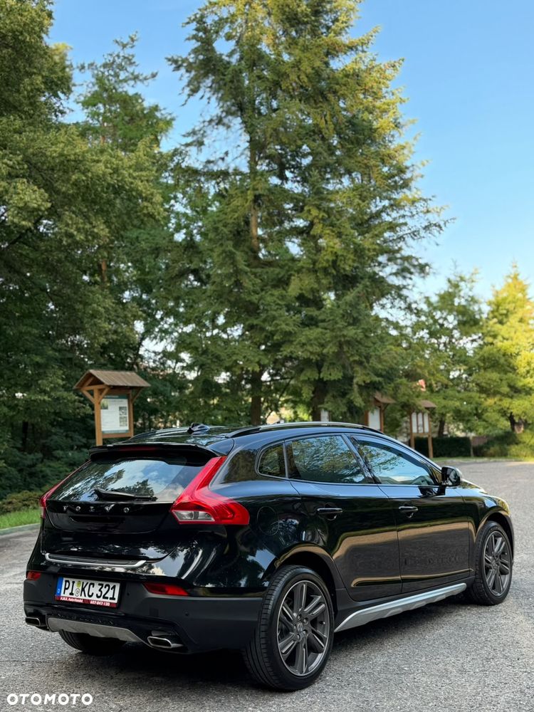 Volvo V40 Cross Country - 26