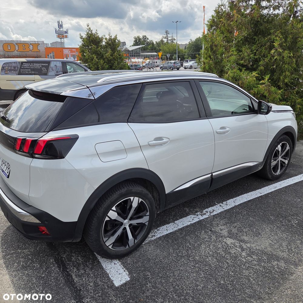 Peugeot 3008 1.5 BlueHDi Allure S&S EAT8 - 3