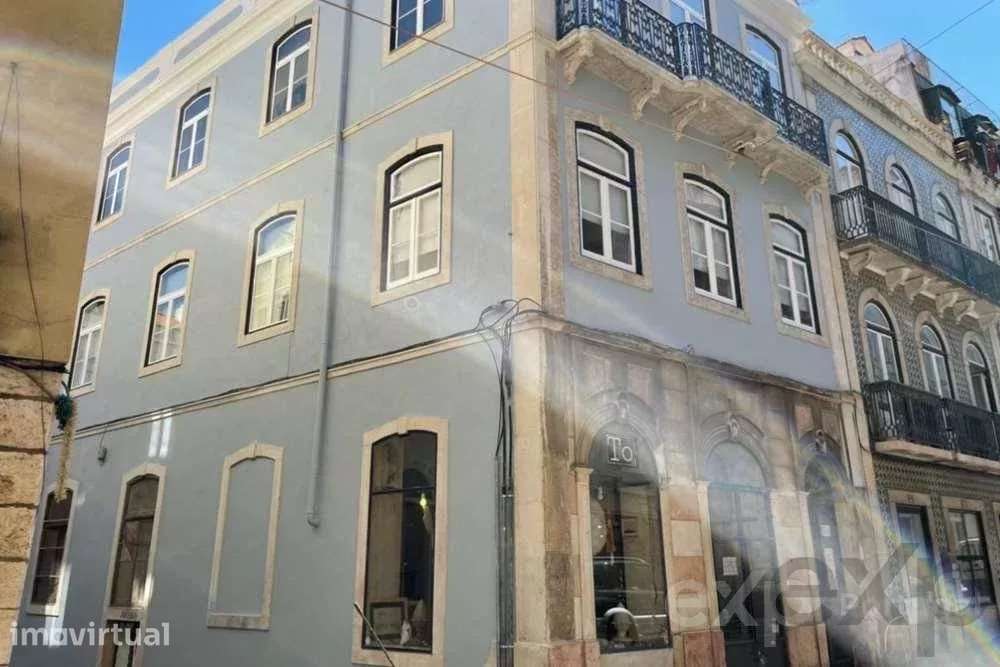 Apartamento mobiliado com 2 quartos no centro de Lisboa - Grande imagem: 4/21