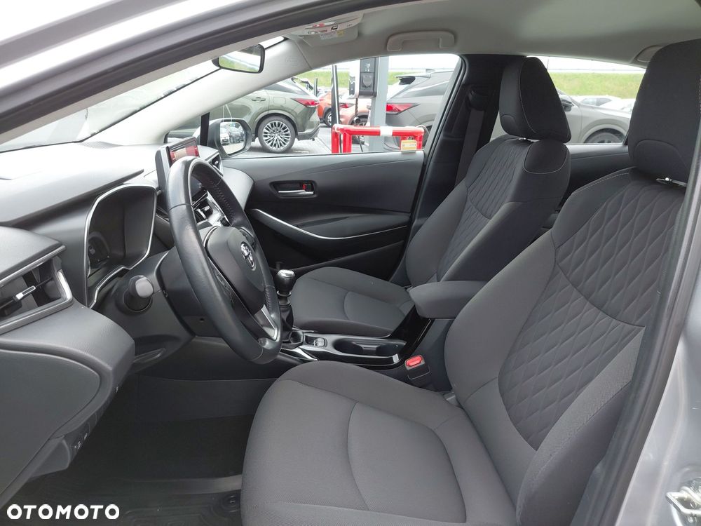 Toyota Corolla - 15