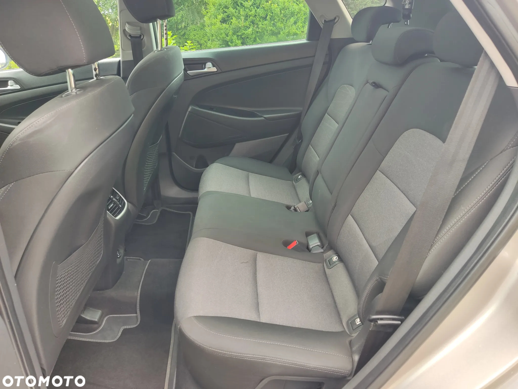 Hyundai Tucson 1.7 CRDI BlueDrive Comfort 2WD - 19