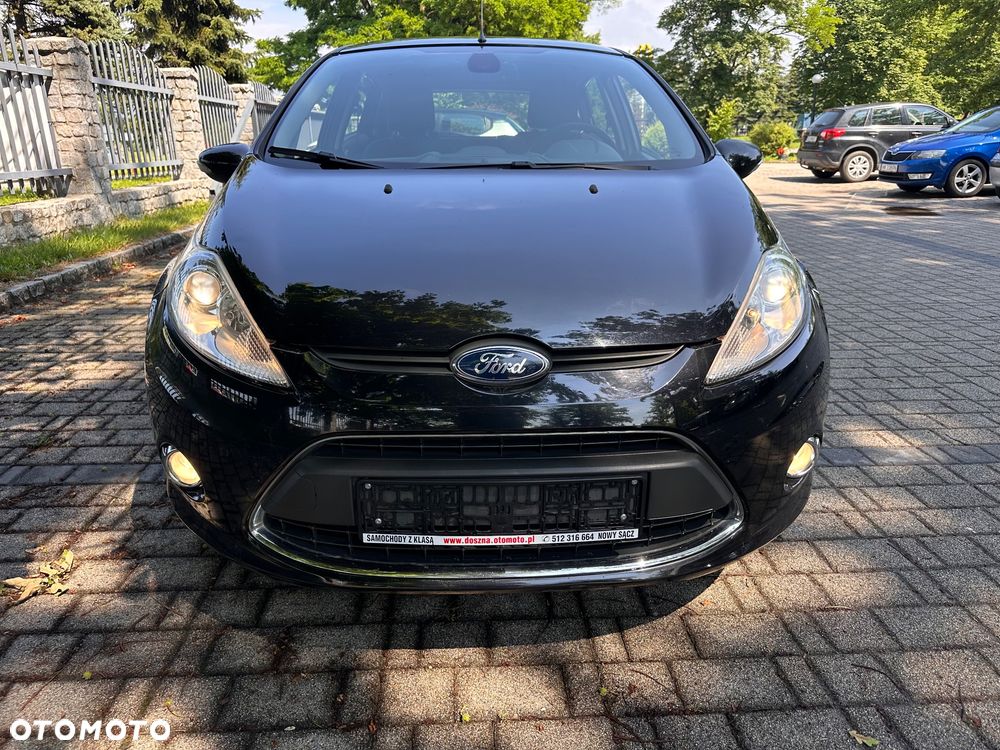 Ford Fiesta 1.25 Celebration - 36