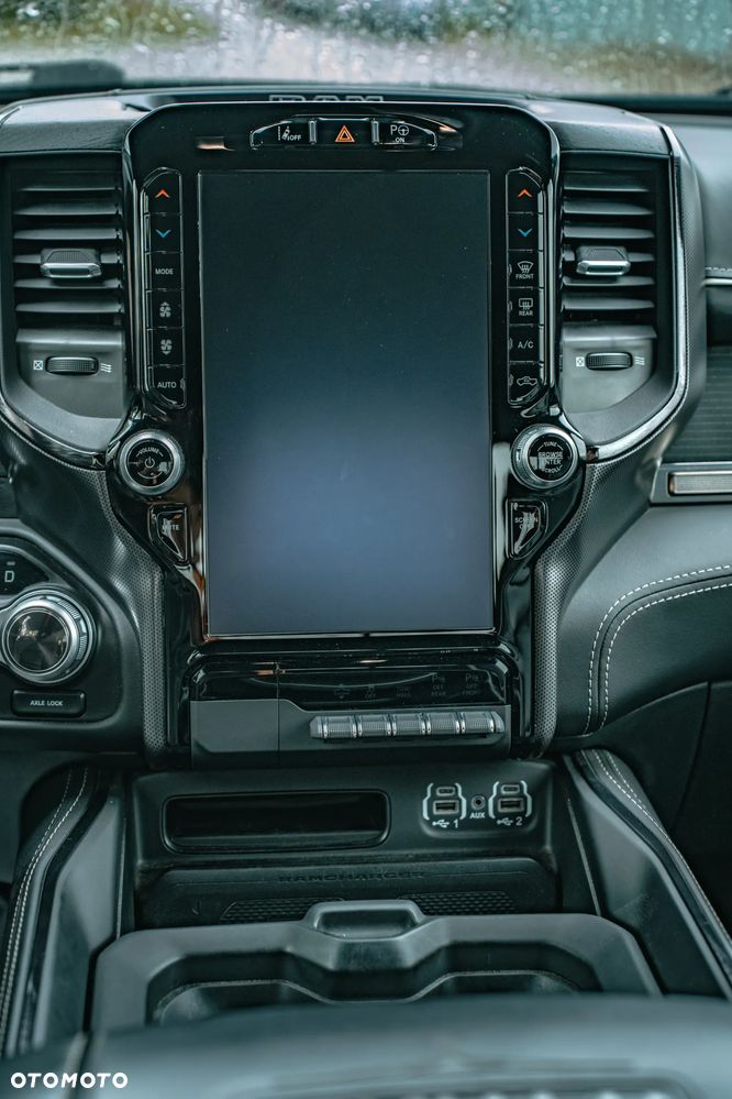 RAM 1500 5.7 Crew Cab Limited - 24