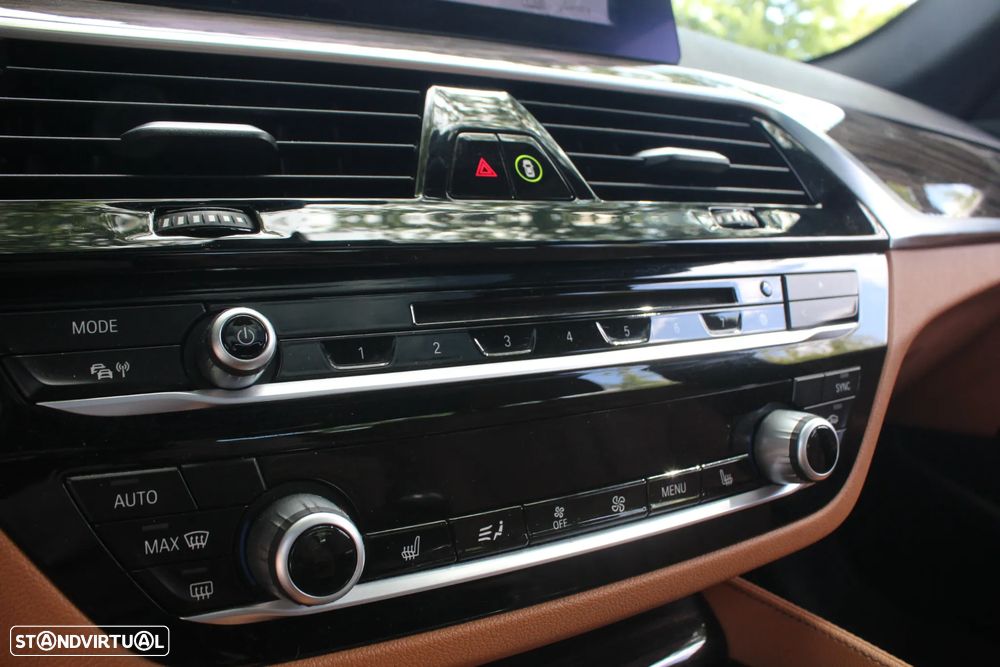 BMW 520 d Line Luxury Auto - 57