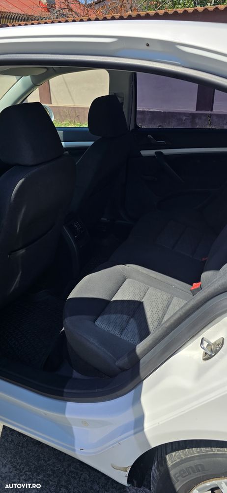 Skoda Octavia 1.6 MPI Classic - 9