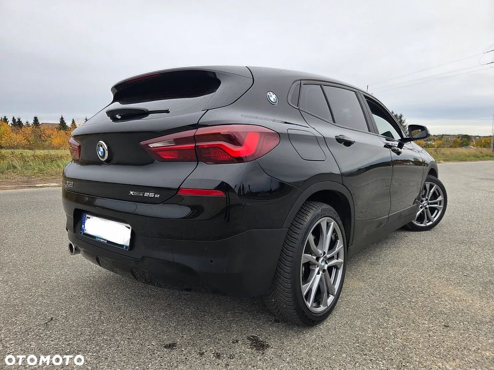 BMW X2 xDrive25e Edition M Mesh - 8