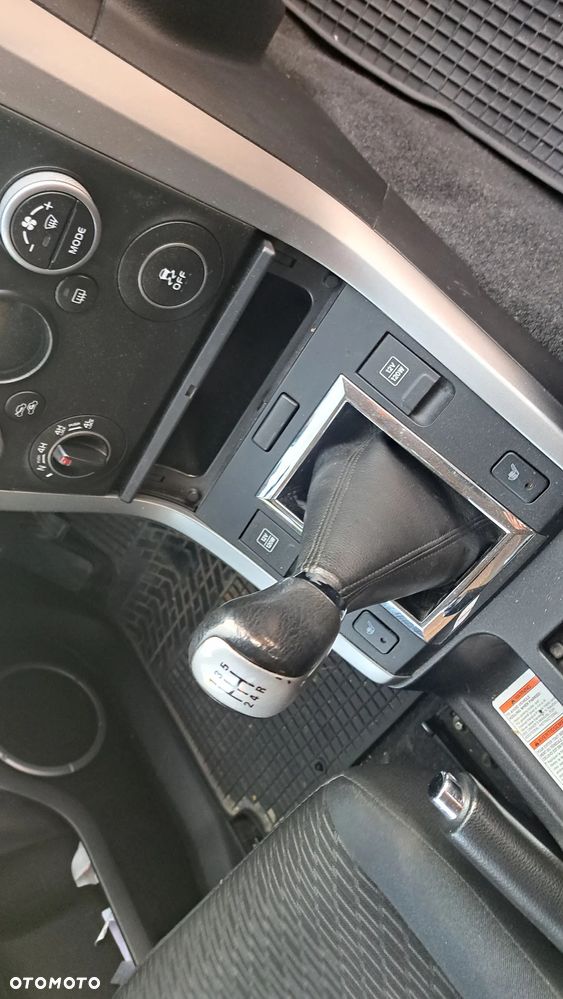 Suzuki Grand Vitara 2.4 Premium - 8