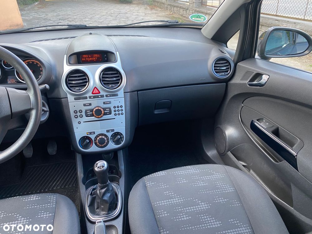 Opel Corsa - 24