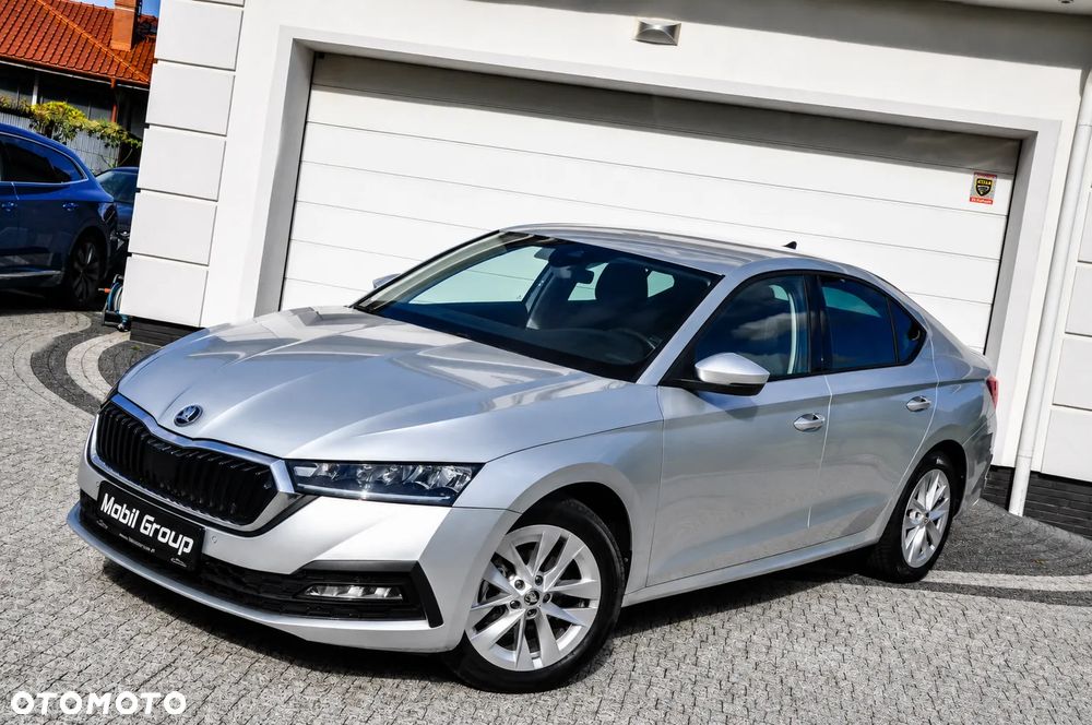 Skoda Octavia 2.0 TDI Ambition DSG - 2