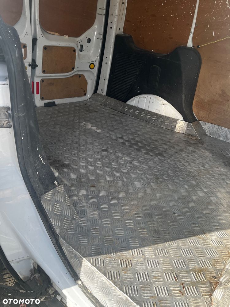 Ford Transit Connect - 7