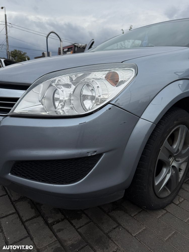 Opel Astra 1.4i 16V Club - 9