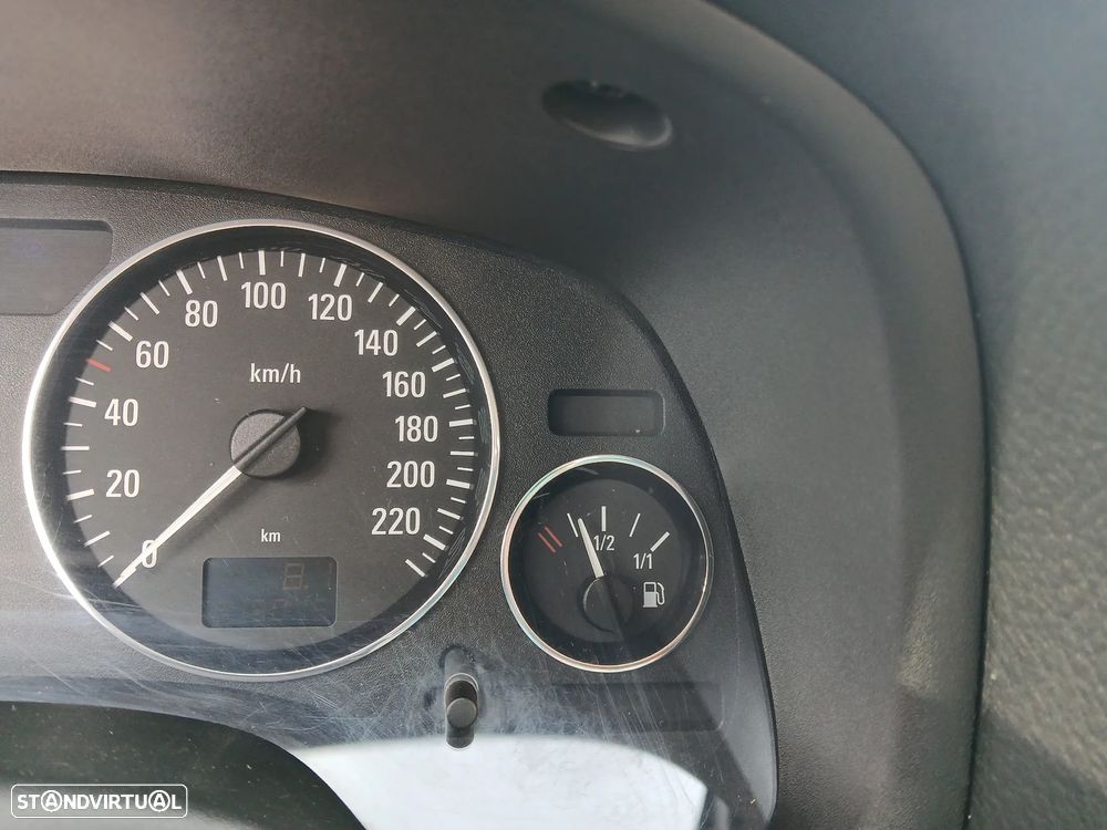 Opel Astra 1.7 DTi Club - 13