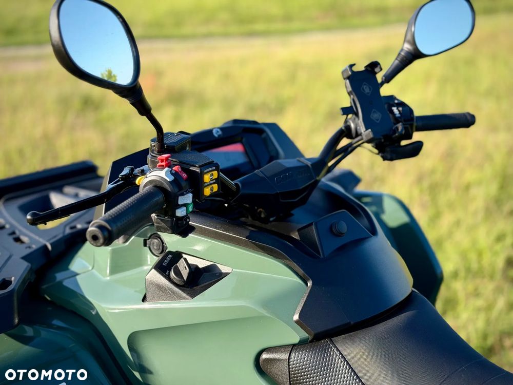 Can-Am Outlander Max - 12