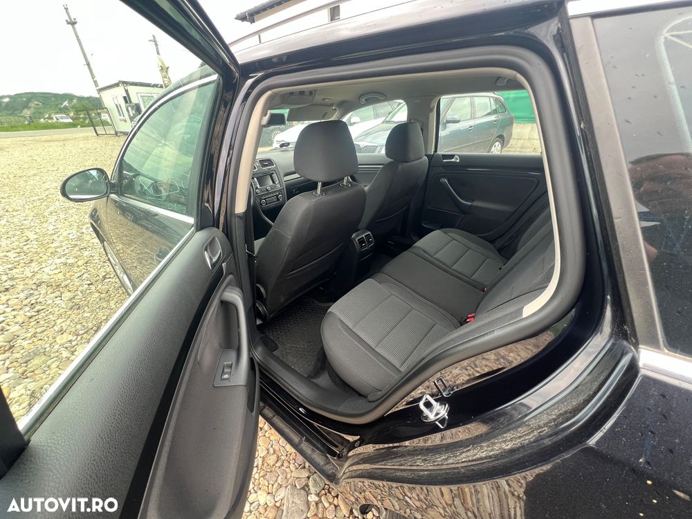 Volkswagen Golf 1.6 TDI DPF Comfortline - 10