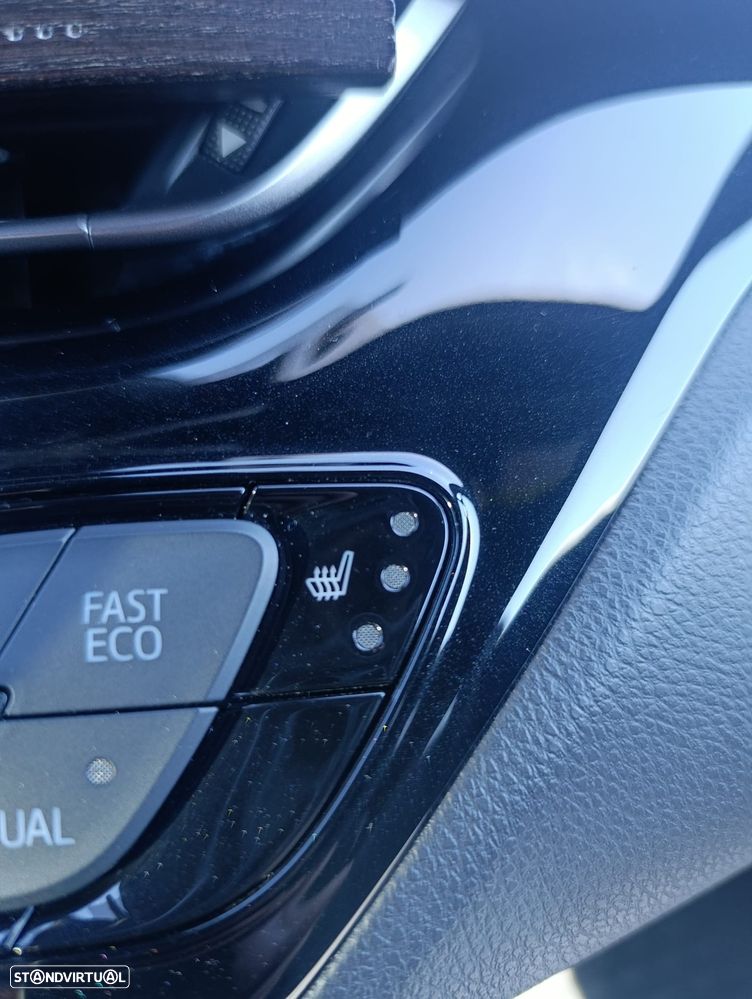 Toyota C-HR 1.8 HSD Comfort+P.Style - 25