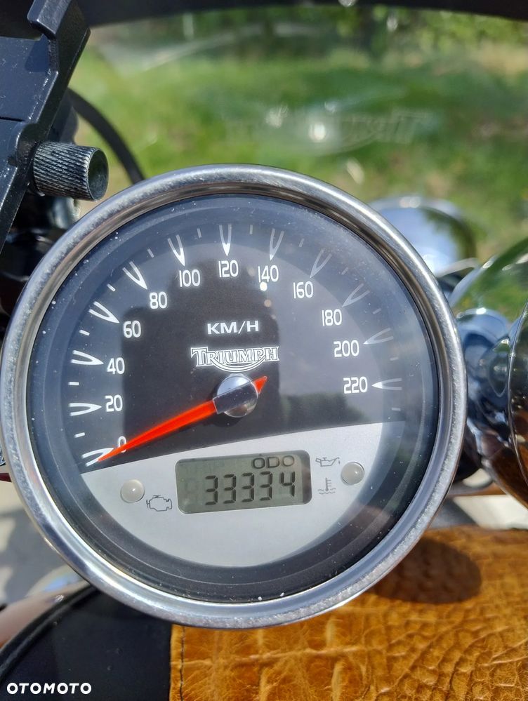 Triumph Rocket - 4