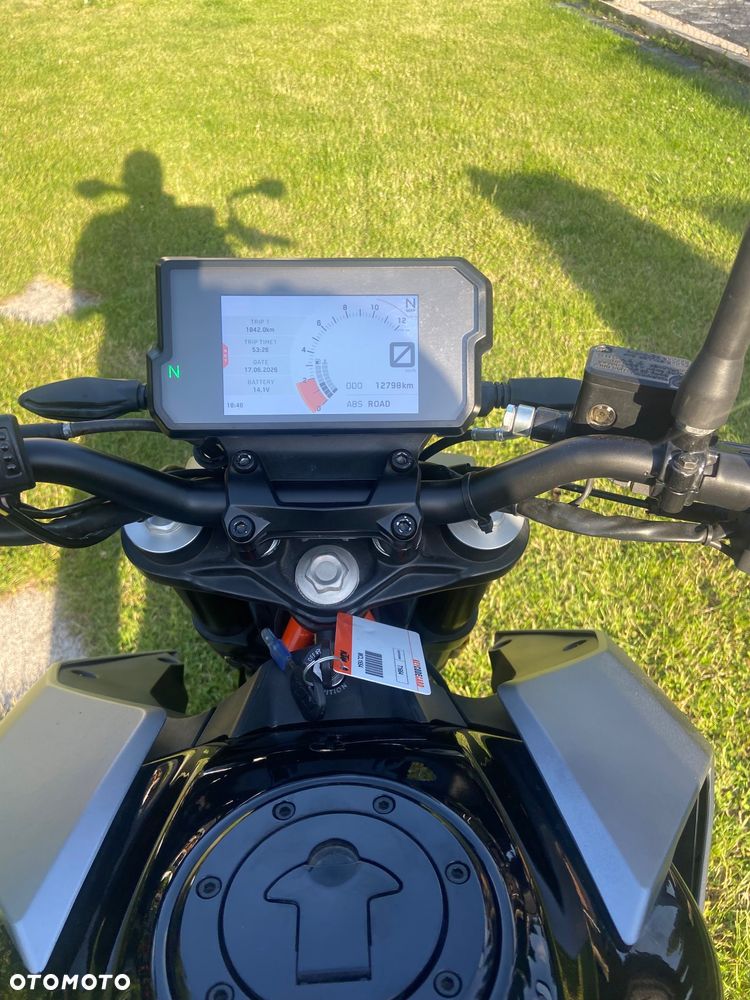 KTM Duke 125 - 13