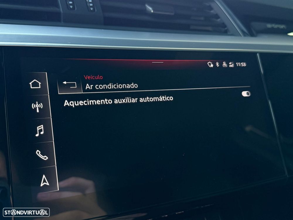 Audi Q8 e-Tron 50 quattro S line - 54