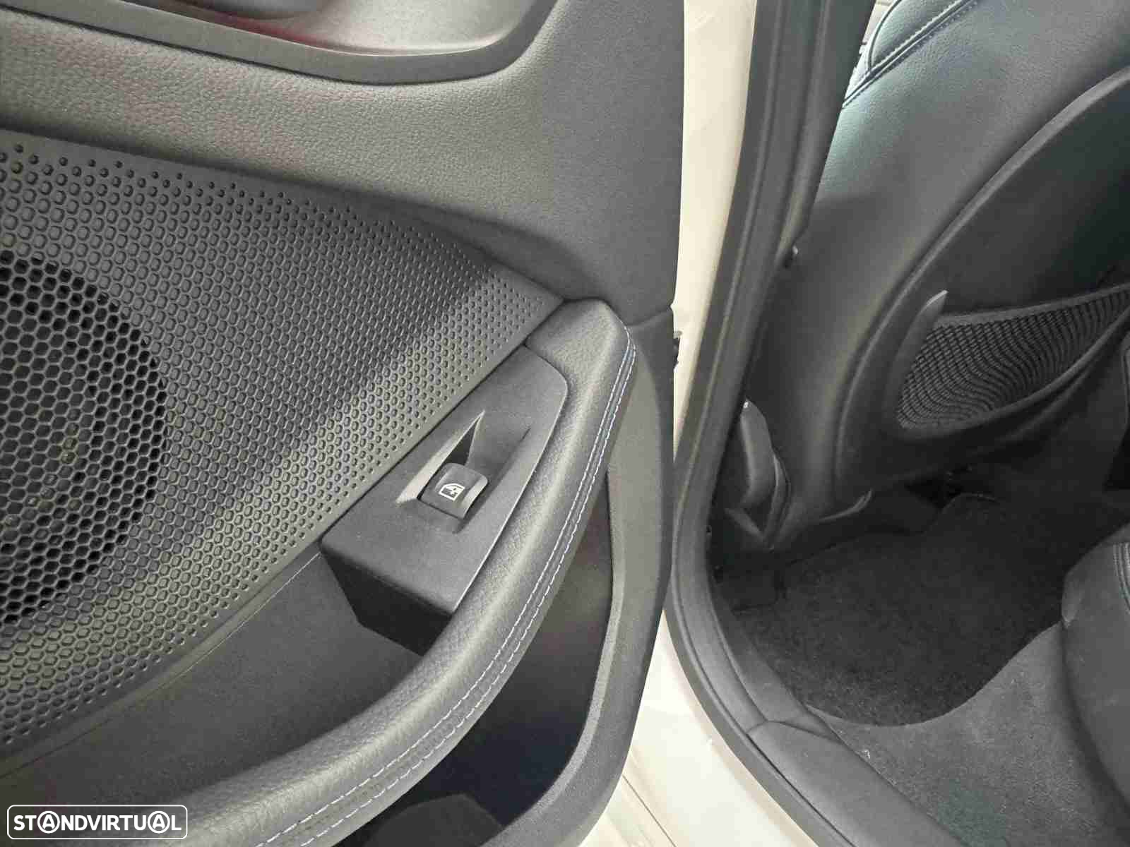 BMW 216 Gran Coupé d Pack Desportivo M - 14