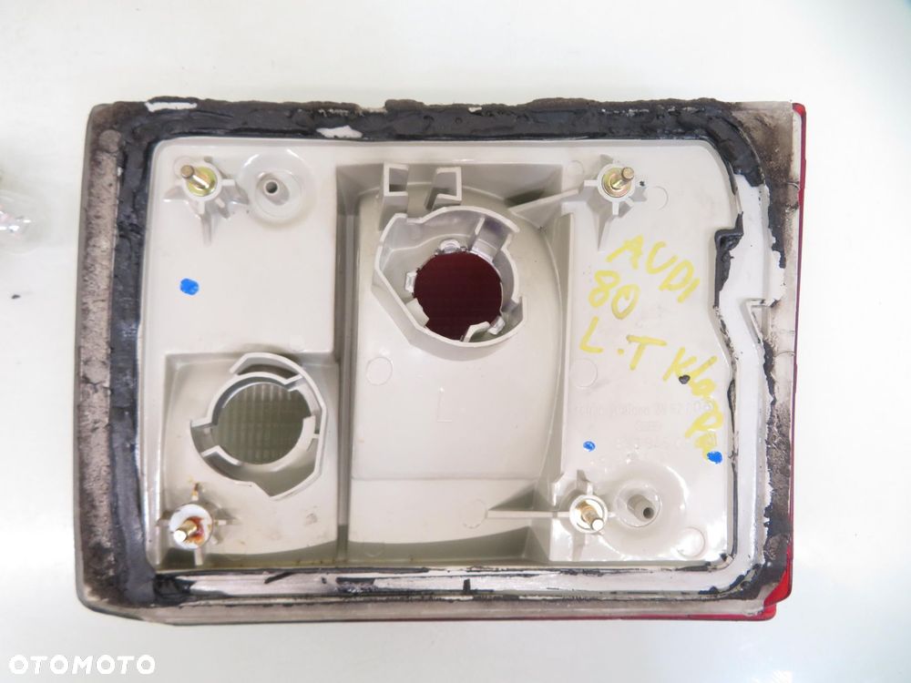 LAMPA LEWA TYLNA KLAPA AUDI 80 B4 8A9945093A - 6