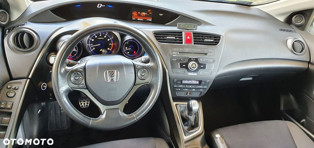 Honda Civic 1.8 Executive - 11