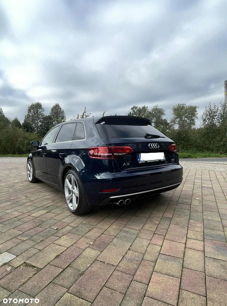 Audi A3 Sportback 2.0 TDI - 4