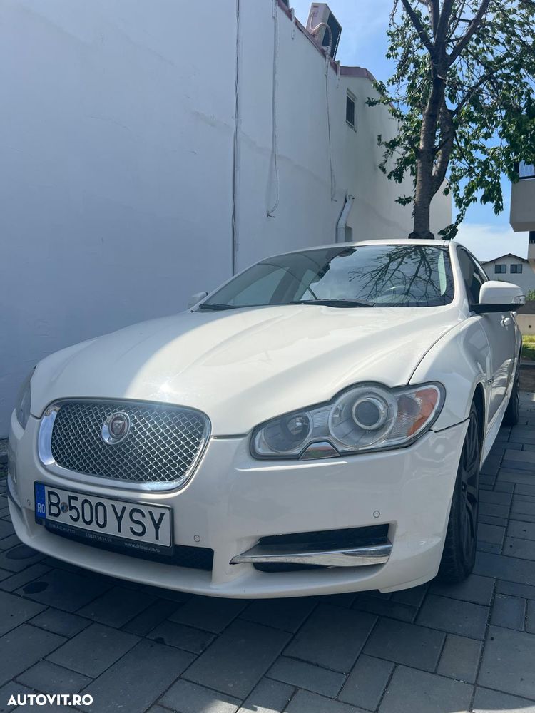 Jaguar XF 2.7D Luxury - 2