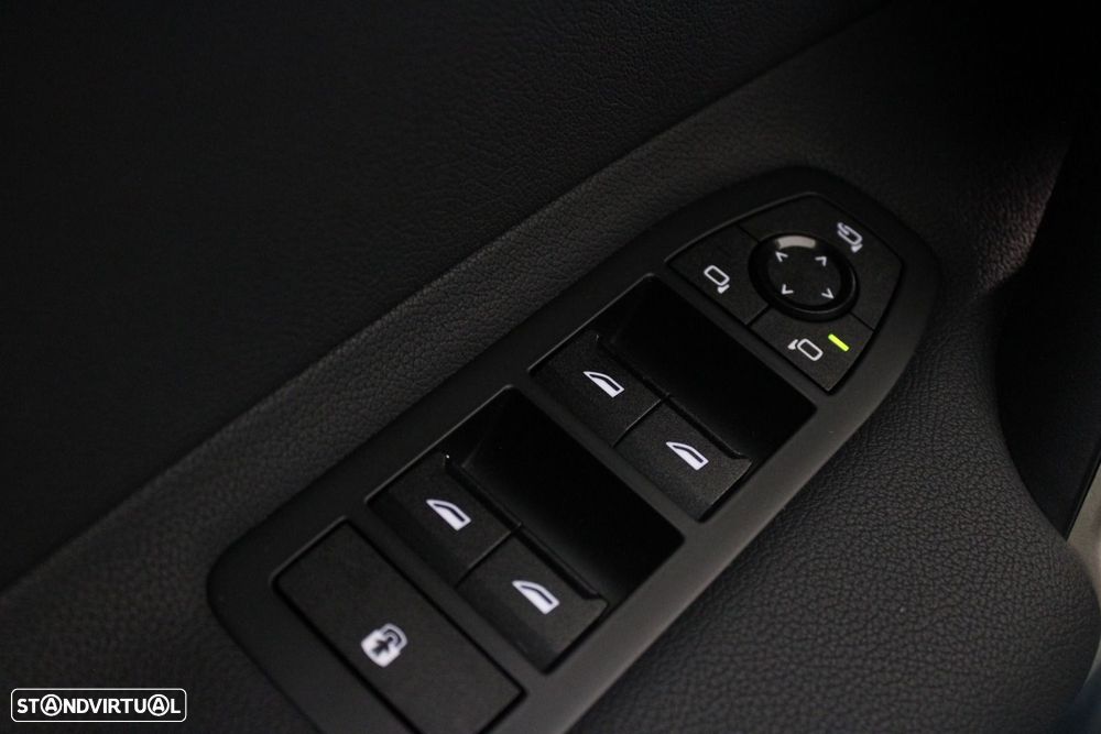 BMW iX xDrive 40 - 33