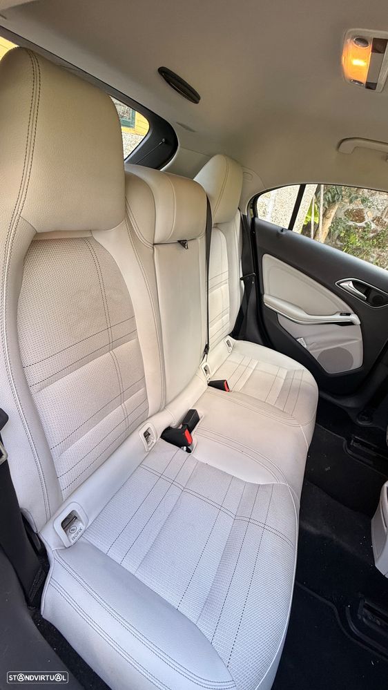 Mercedes-Benz A 180 d Urban - 24
