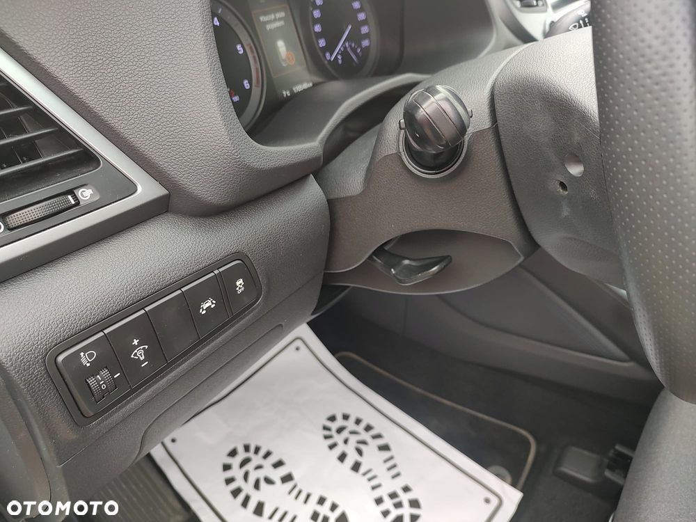 Hyundai Tucson 2.0 CRDI BlueDrive Style 2WD - 8