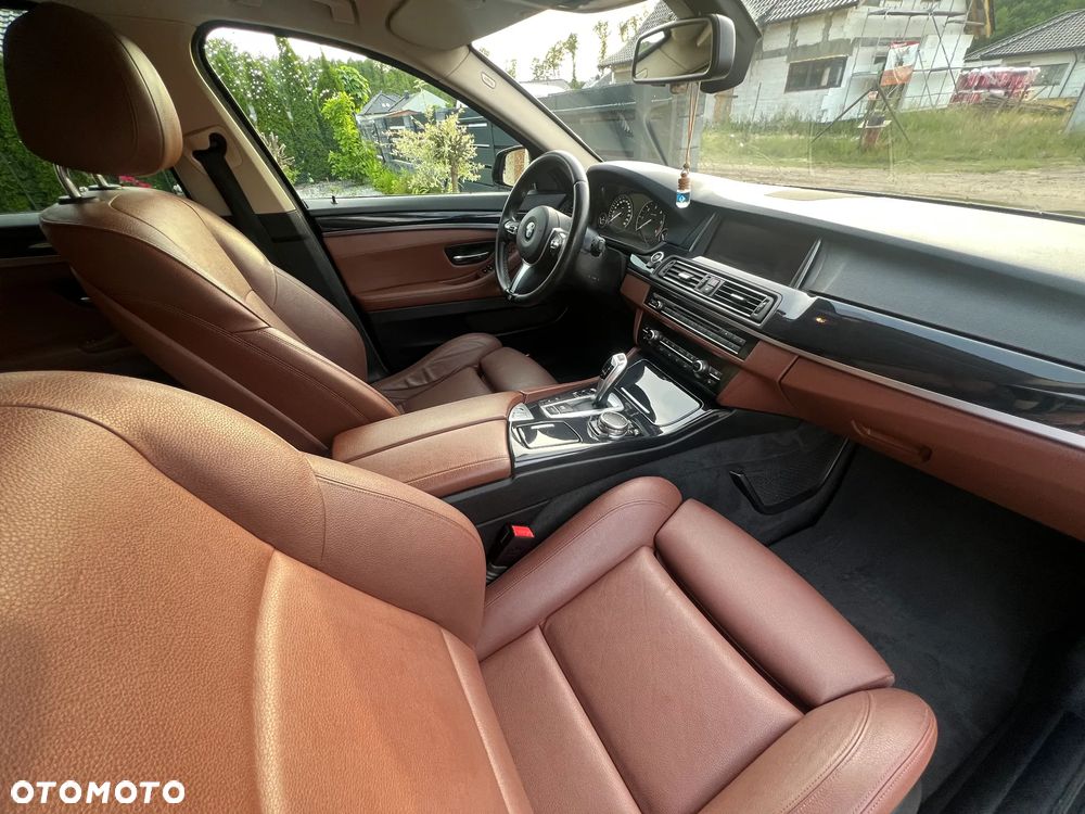 BMW Seria 5 520d Luxury Line - 11