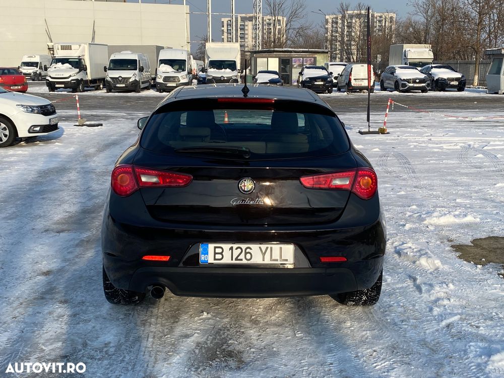 Alfa Romeo Giulietta 1.6 JTDM 16V - 8