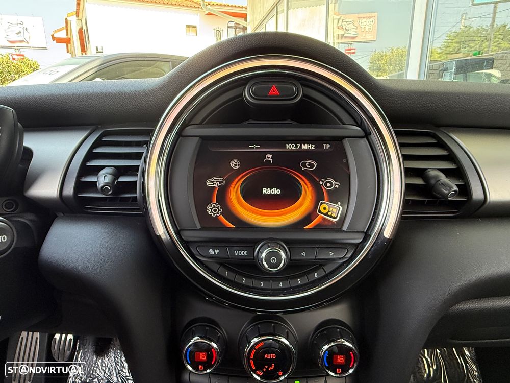 MINI 3 Portas Cooper D - 40