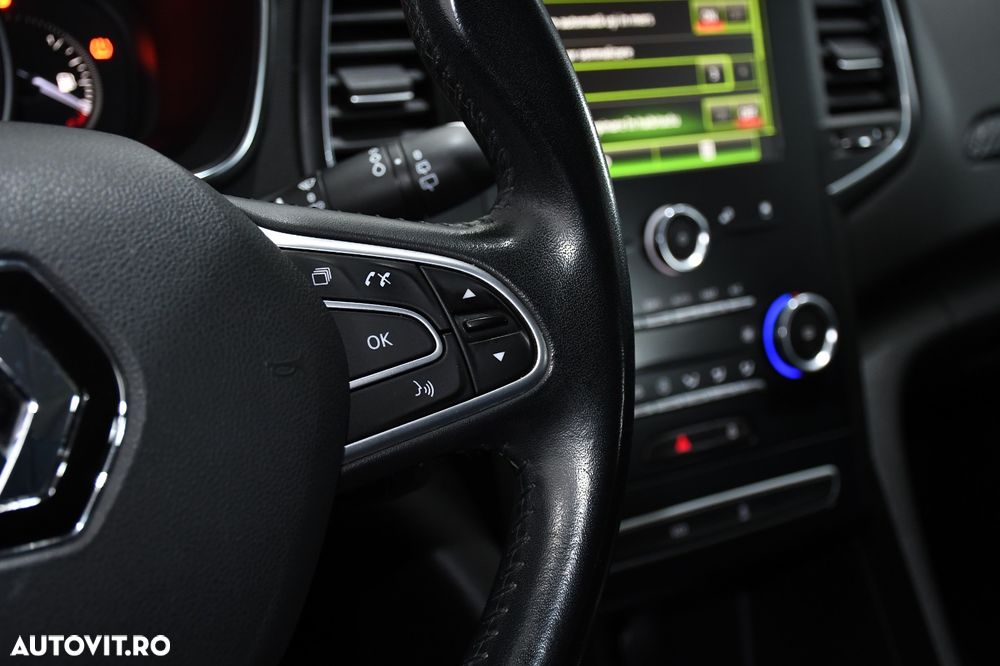 Renault Megane ver-1-5-dci-edc-intens - 12