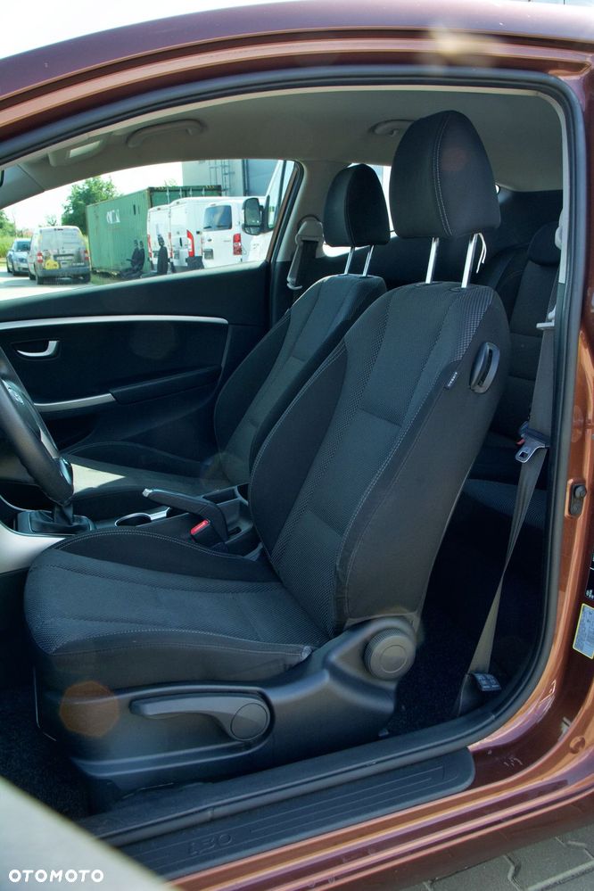 Hyundai i30 - 14