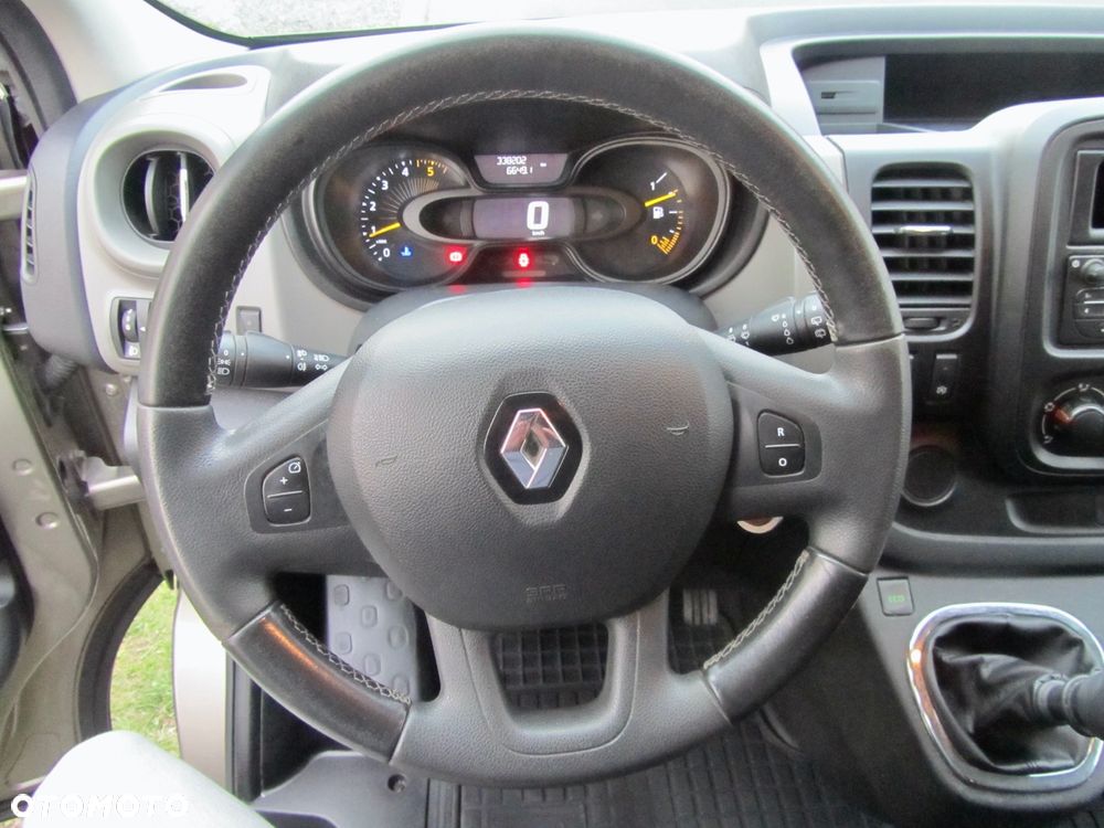 Renault Trafic - 15