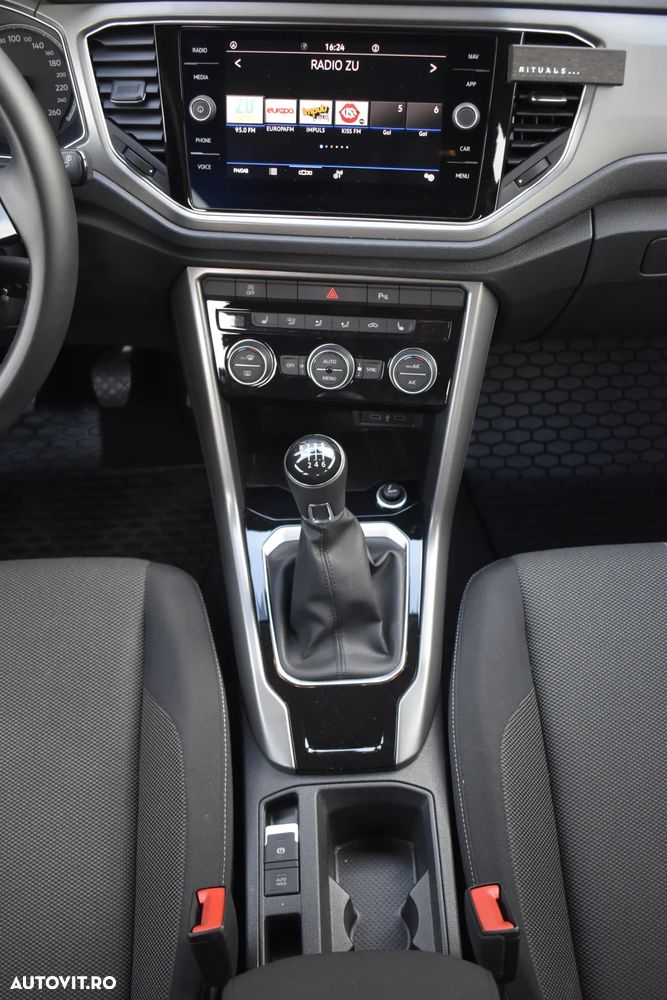 Volkswagen T-ROC 1.0 TSI Life - 29