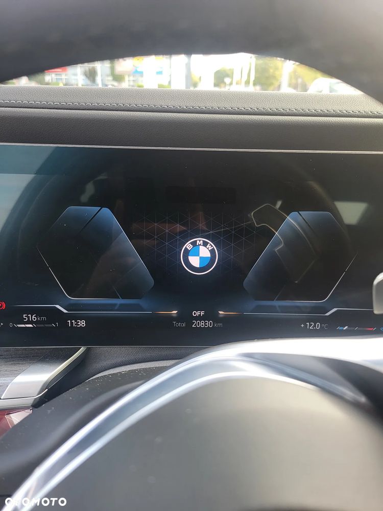 BMW Seria 7 - 11