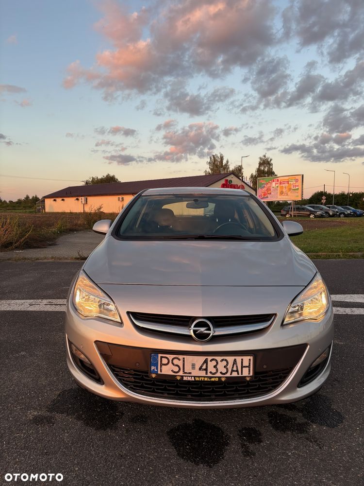 Opel Astra 2.0 CDTI Enjoy - 4