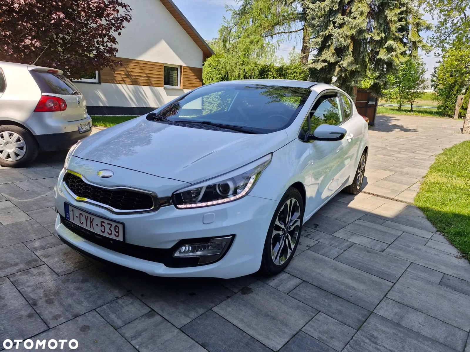 Kia Ceed 1.6 GDI Dream Team Edition - 25